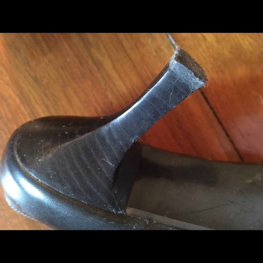 GUC ladies 3" heeled black shoes 8 1/2 - Picture 7 of 8